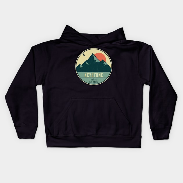 Keystone Colorado Retro Mountain Badge Kids Hoodie by dk08